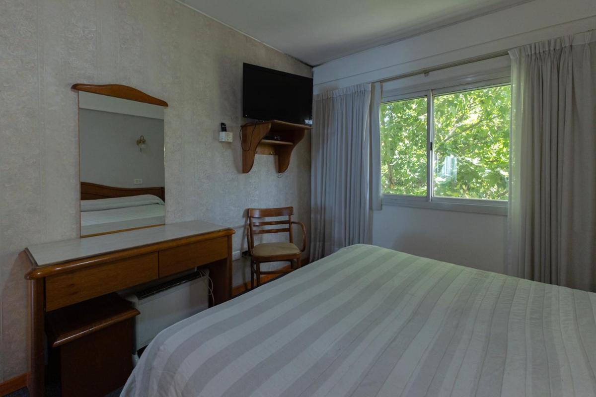 Hotel Luey بوينس آيرس المظهر الخارجي الصورة
